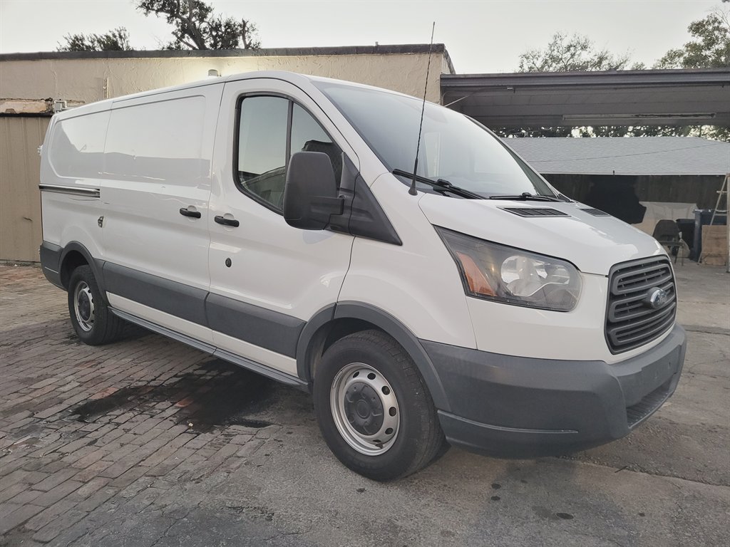 2017 Ford Transit Van Base's photo